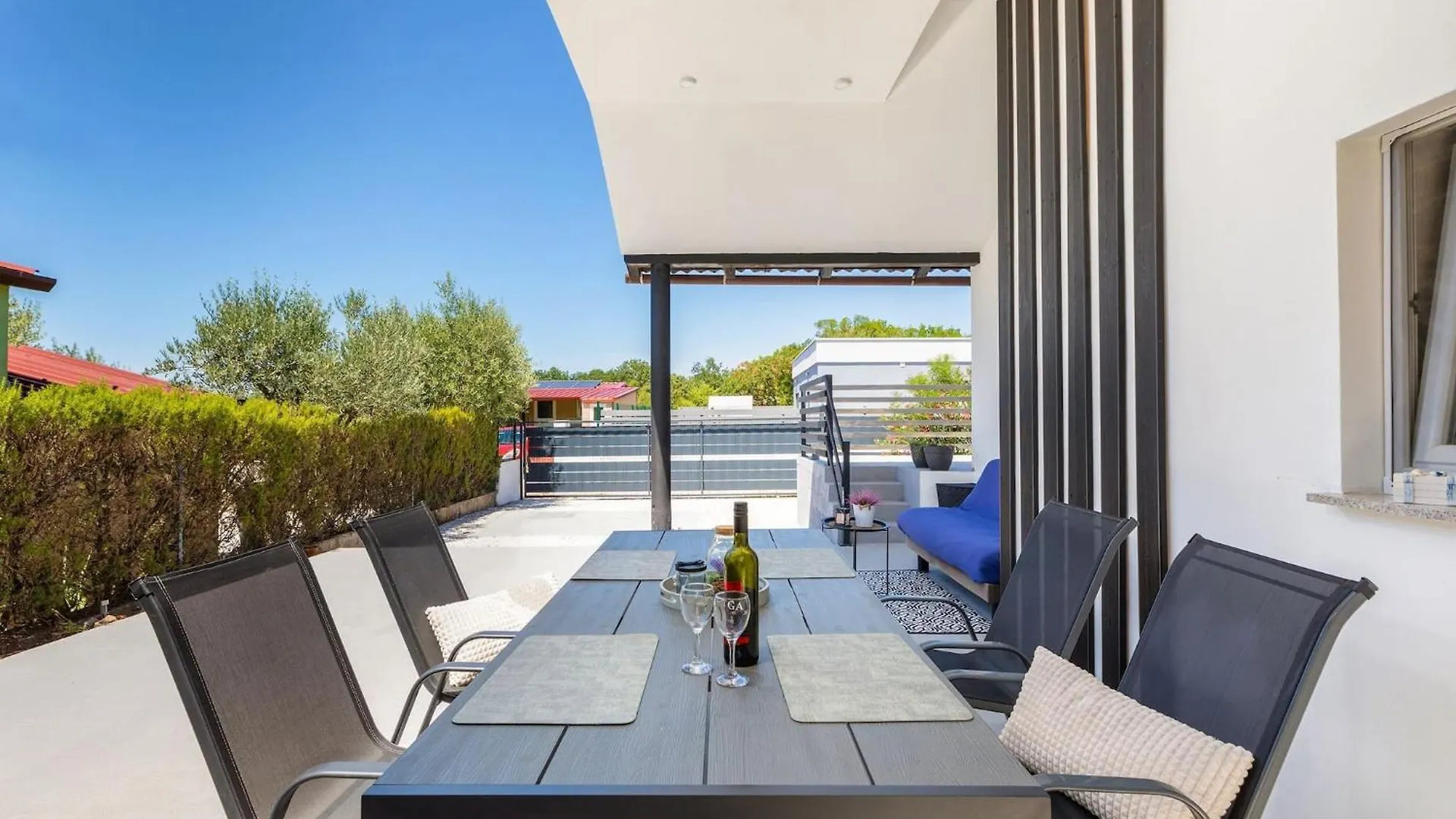 Holiday home Eco Beach House Corinne Peroj
