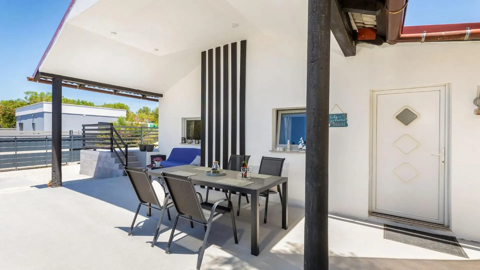 Eco Beach House Corinne Peroj